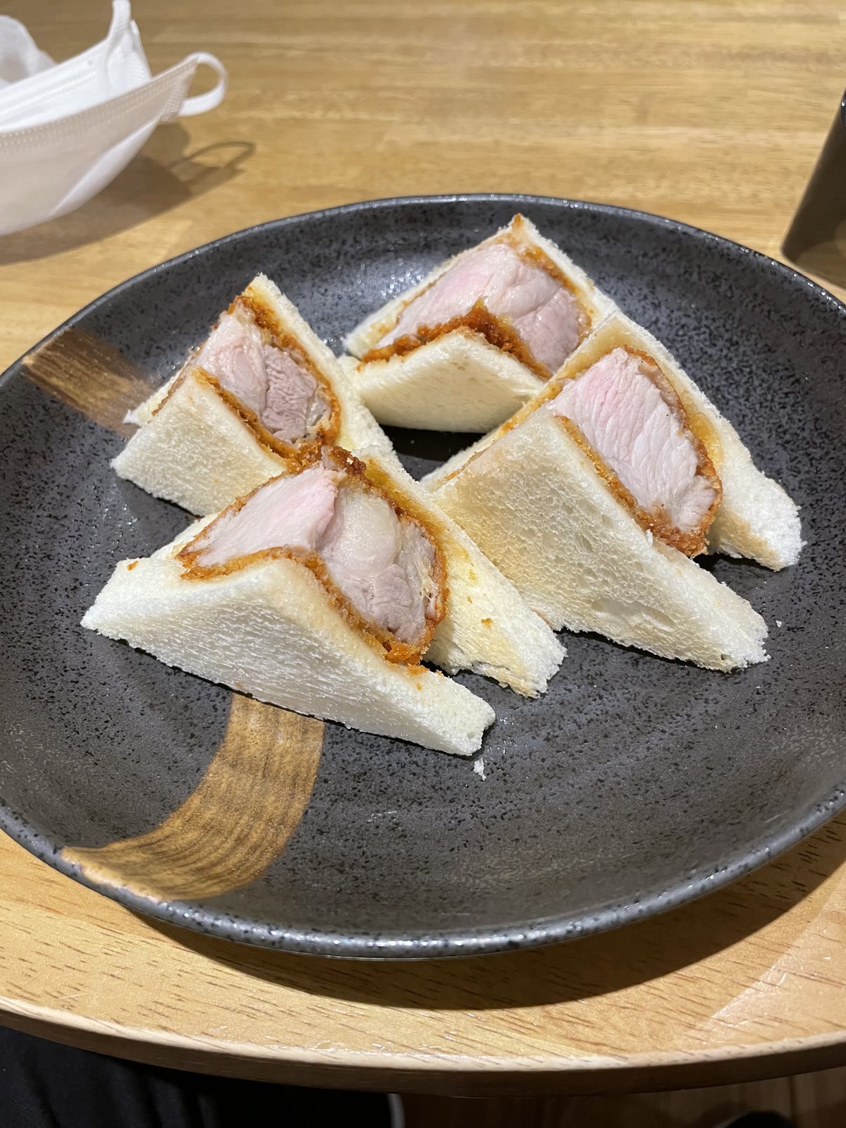 天文館むじゃき本店のカツサンド